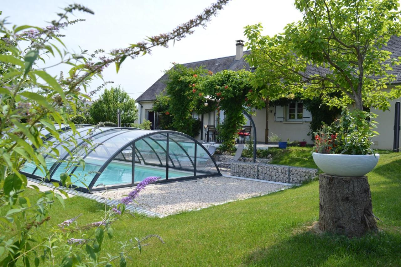 Au Coeur Du Bien Etre, Chambre D'Hotes Avec Piscine Chauffee Et Couverte, Spa, Sauna, Massages Monteaux Zewnętrze zdjęcie